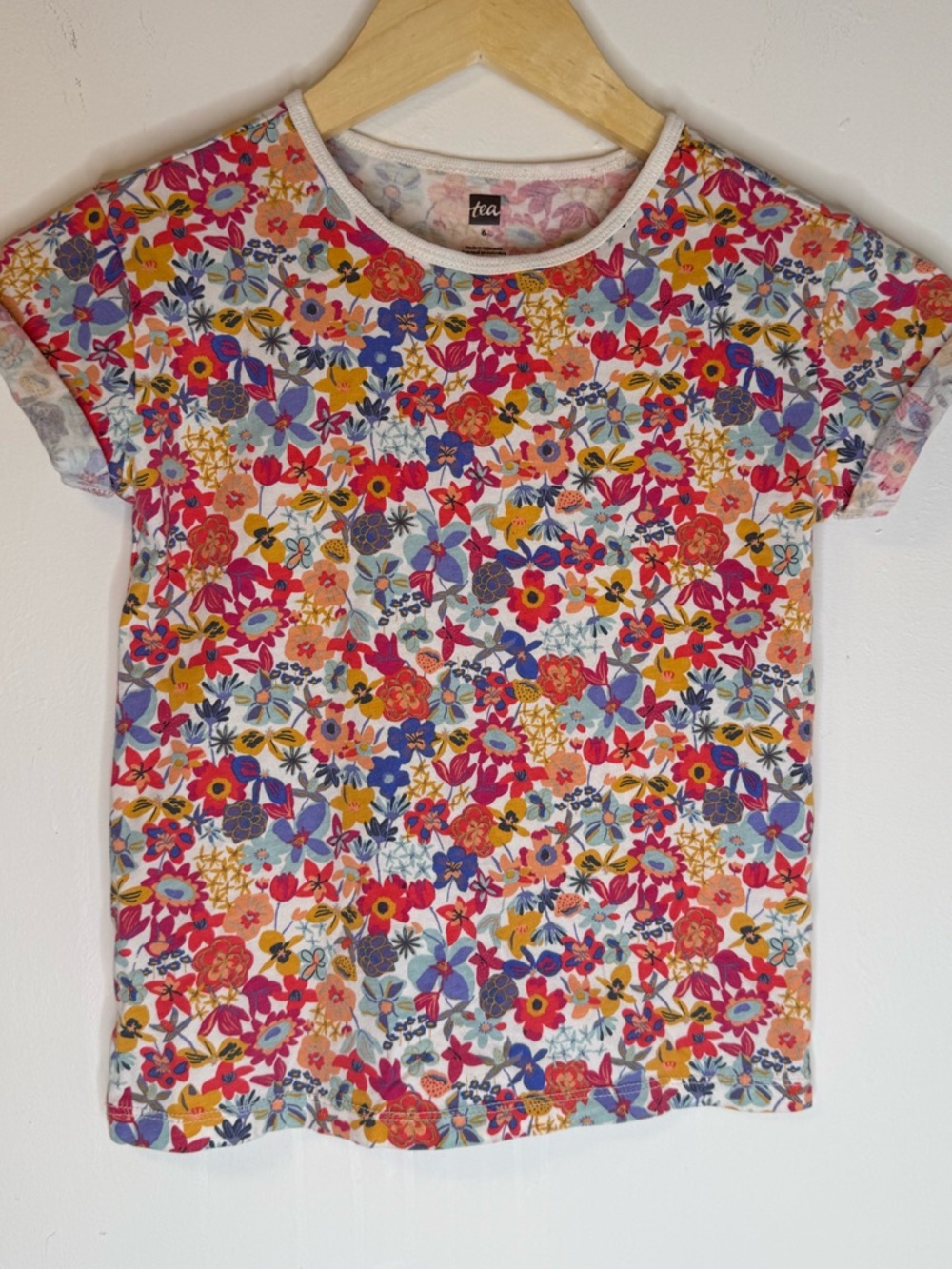 Tea Collection Floral Girl’s Tee Size 6 Multicolor